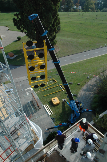 MRK 195 minikran + VSG 3500 K sugesystem under monteringsarbeid i Genève